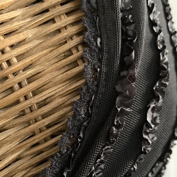 ANNEX -Black V-neck Stretch sleeveless dress - Picture 6 of 9